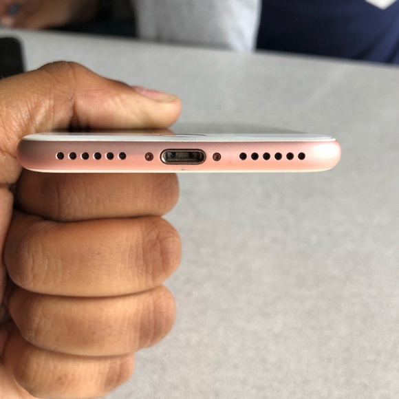 iphone 7 - Picture 3 of 3